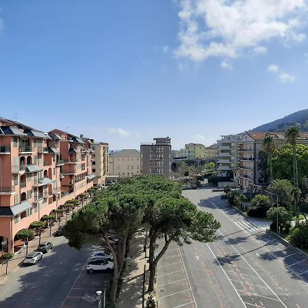 Nel Blu Apartment Marina dʼMarina dʼAndora Екстериор снимка